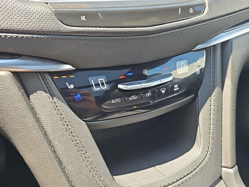 Used 2024 Cadillac XT5 Premium Luxury AWD/4WD image 14