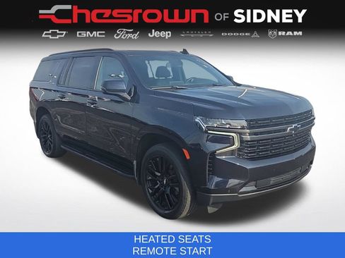 Used 2022 Chevrolet Suburban RST w/ Luxury Package AWD/4WD image 3