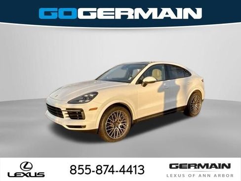Used 2020 Porsche Cayenne Base image 1