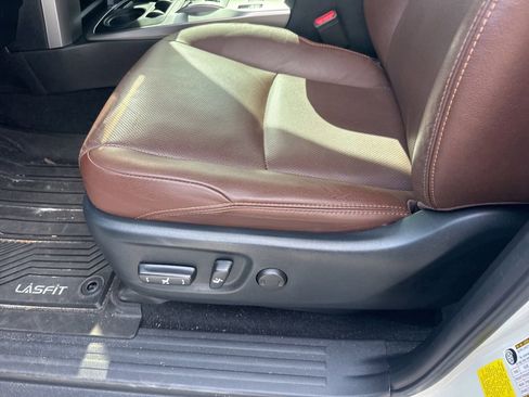 Used 2023 Toyota 4Runner Limited RWD image 16
