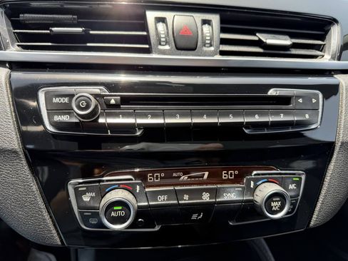 Used 2018 BMW X1 sDrive28i FWD image 15
