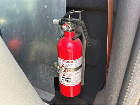 Used 2013 Ford F350 XL image 34