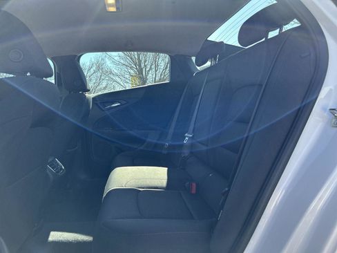 Used 2024 Chevrolet Malibu LT image 14