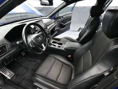 Used 2018 Honda Accord Sport image 20