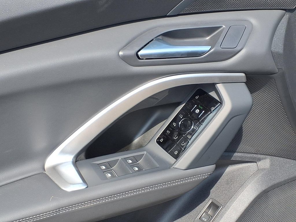 New 2026 Audi Q5 Premium AWD/4WD image 10