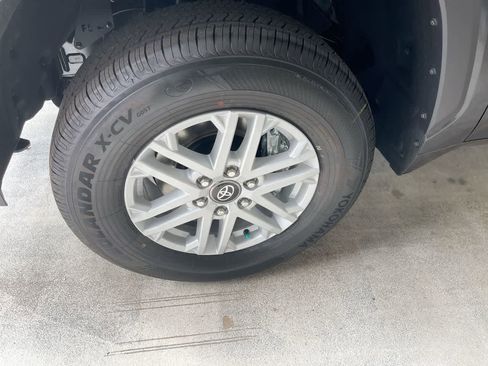 New 2026 Toyota Tundra SR5 AWD/4WD image 10