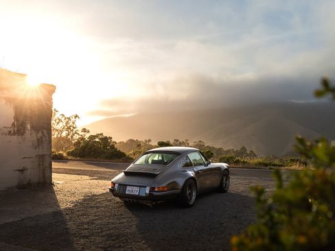 Used 1989 Porsche 911 Carrera 4 image 15
