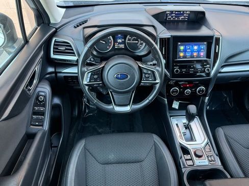 Used 2019 Subaru Forester Premium image 25