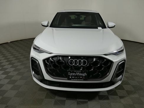 New 2025 Audi Q5 Premium Plus image 8