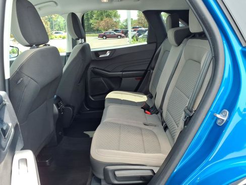 Used 2021 Ford Escape SE w/ Cold Weather Package FWD image 9