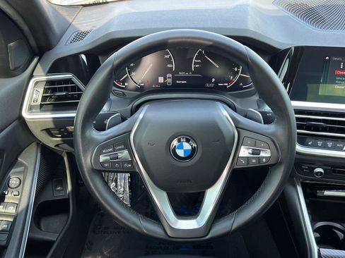 Used 2020 BMW 330i Sedan w/ Driving Assistance Package RWD image 23