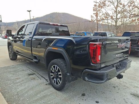 Used 2023 GMC Sierra 2500 AT4 w/ AT4 Premium Plus Package image 4