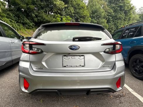 Used 2024 Subaru Impreza 2.0i AWD/4WD image 3