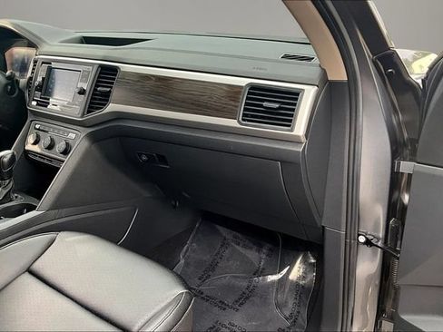 Used 2023 Volkswagen Atlas SE AWD/4WD image 27