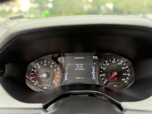 Used 2024 Jeep Compass Latitude AWD/4WD image 15