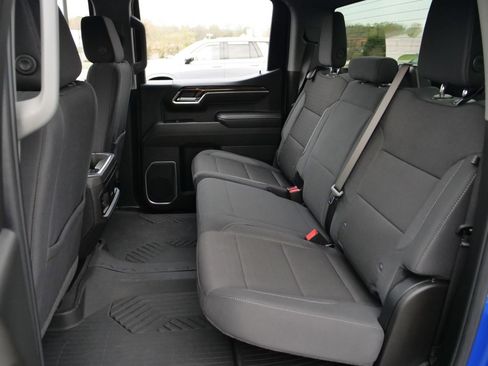 Used 2025 Chevrolet Silverado 1500 RST AWD/4WD image 29