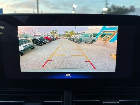 Used 2025 Chevrolet Trax ACTIV w/ Driver Confidence Package image 21