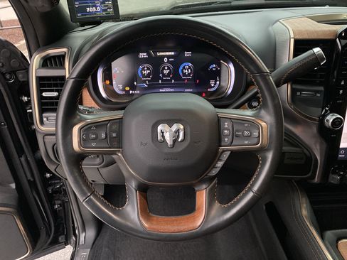 Used 2023 RAM 2500 Limited image 9