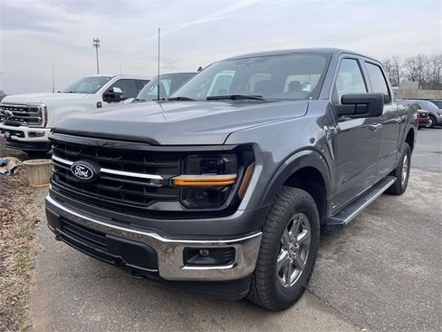 Certified 2025 Ford F150 XLT w/ Equipment Group 301A Standard image 3