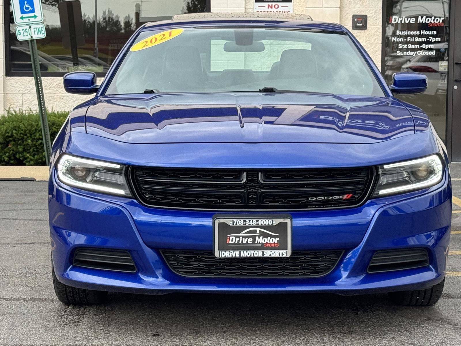 Used 2021 Dodge Charger SXT w/ Leather Interior Group RWD image 16