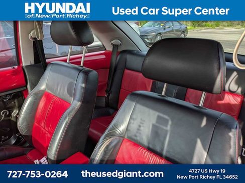 Used 2003 Volkswagen Beetle GLS FWD image 3