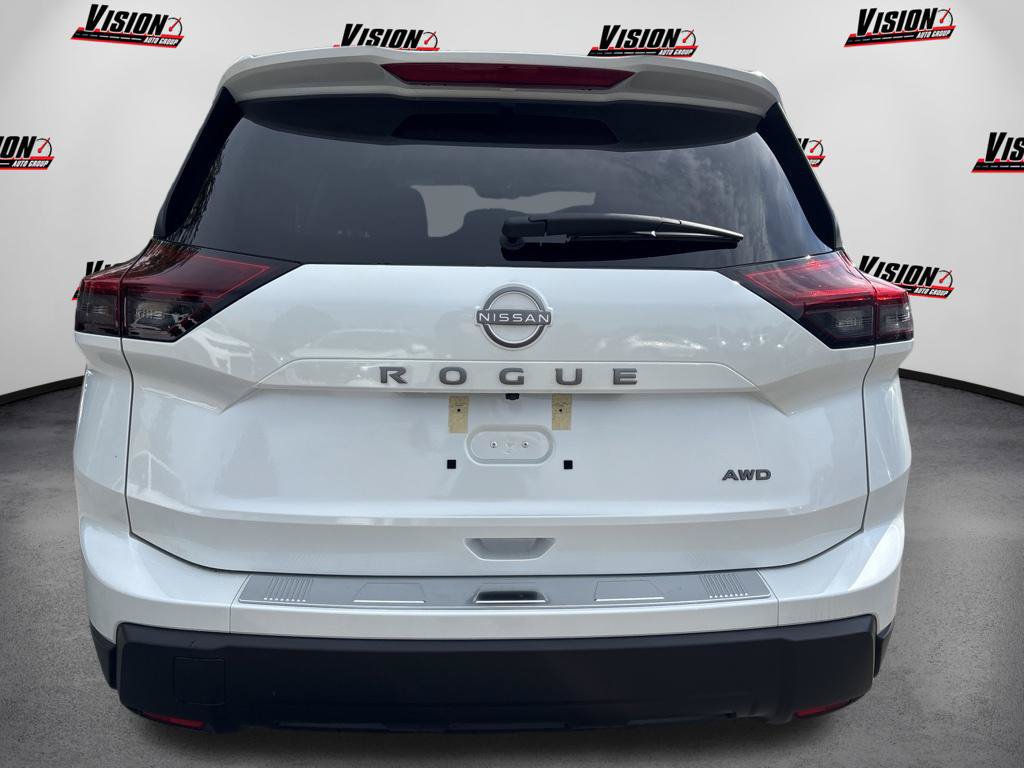Used 2026 Nissan Rogue SV w/ Cold Weather Package AWD/4WD image 6