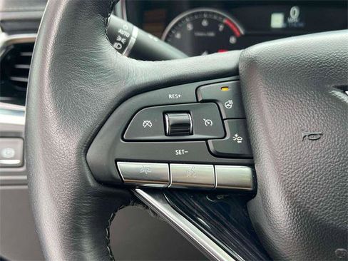 Used 2024 Cadillac XT6 Premium Luxury image 18