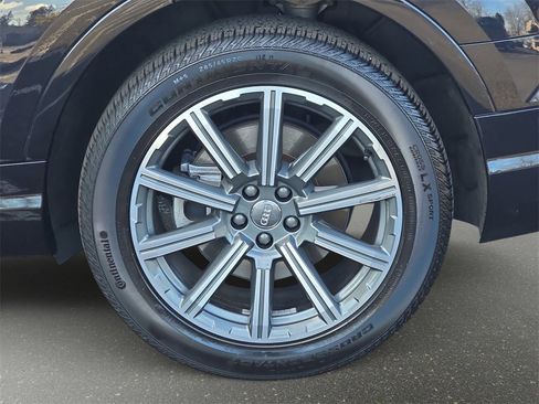 Used 2019 Audi Q7 3.0T Premium Plus w/ Premium Plus Package image 35