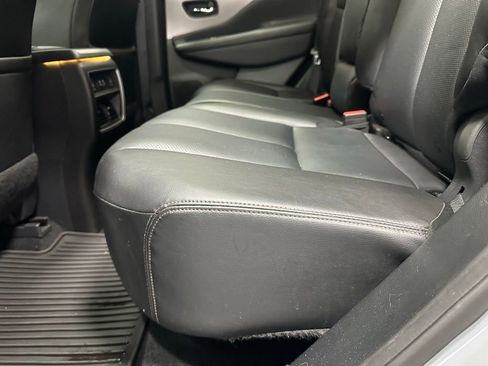 Used 2023 Nissan Murano SL w/ SL Moonroof Package FWD image 42