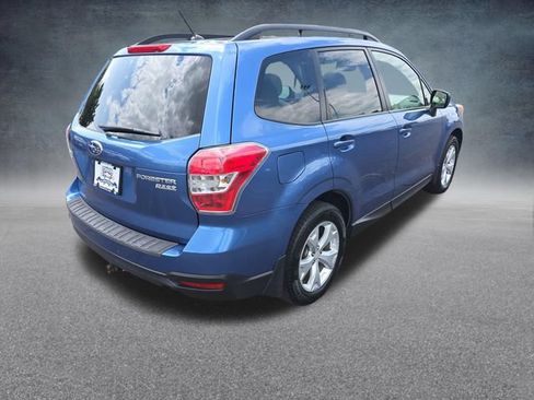 Used 2015 Subaru Forester 2.5i Premium w/ All-Weather Package AWD/4WD image 8