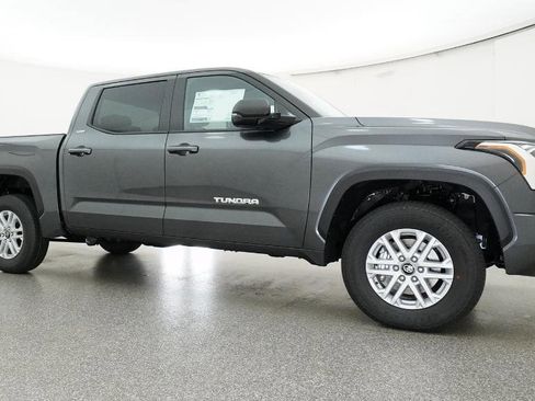 New 2026 Toyota Tundra SR5 AWD/4WD image 21
