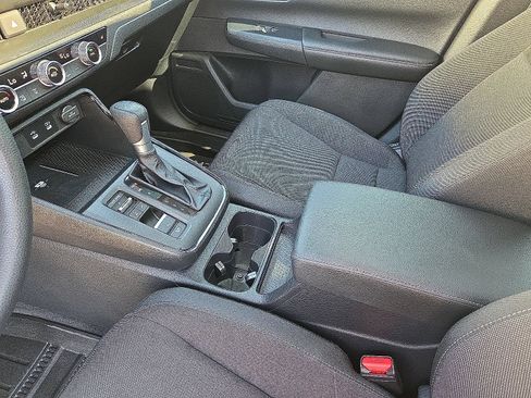 Used 2026 Honda CR-V EX image 10