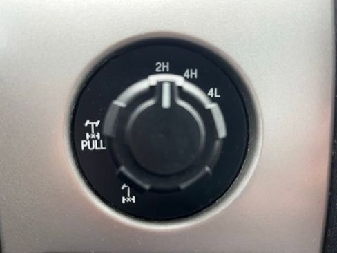 Used 2013 Ford F150 XLT w/ Luxury Equipment Group image 21