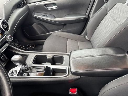 Used 2024 Nissan Sentra SV FWD image 21