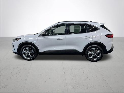 Used 2025 Ford Escape ST-Line AWD/4WD image 3