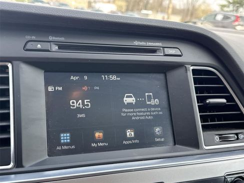 Used 2016 Hyundai Sonata SE FWD image 25