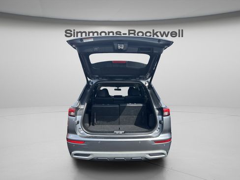 Used 2024 Mitsubishi Outlander SE image 84