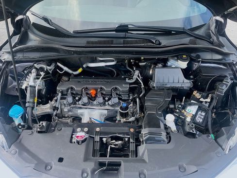 Used 2021 Honda HR-V Sport image 27