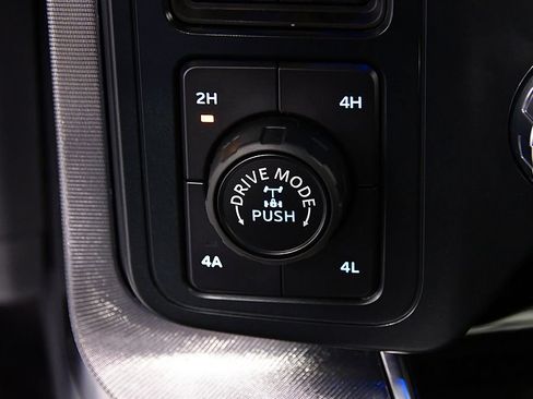 Used 2025 Ford F150 Platinum w/ Equipment Group 702A High AWD/4WD image 30