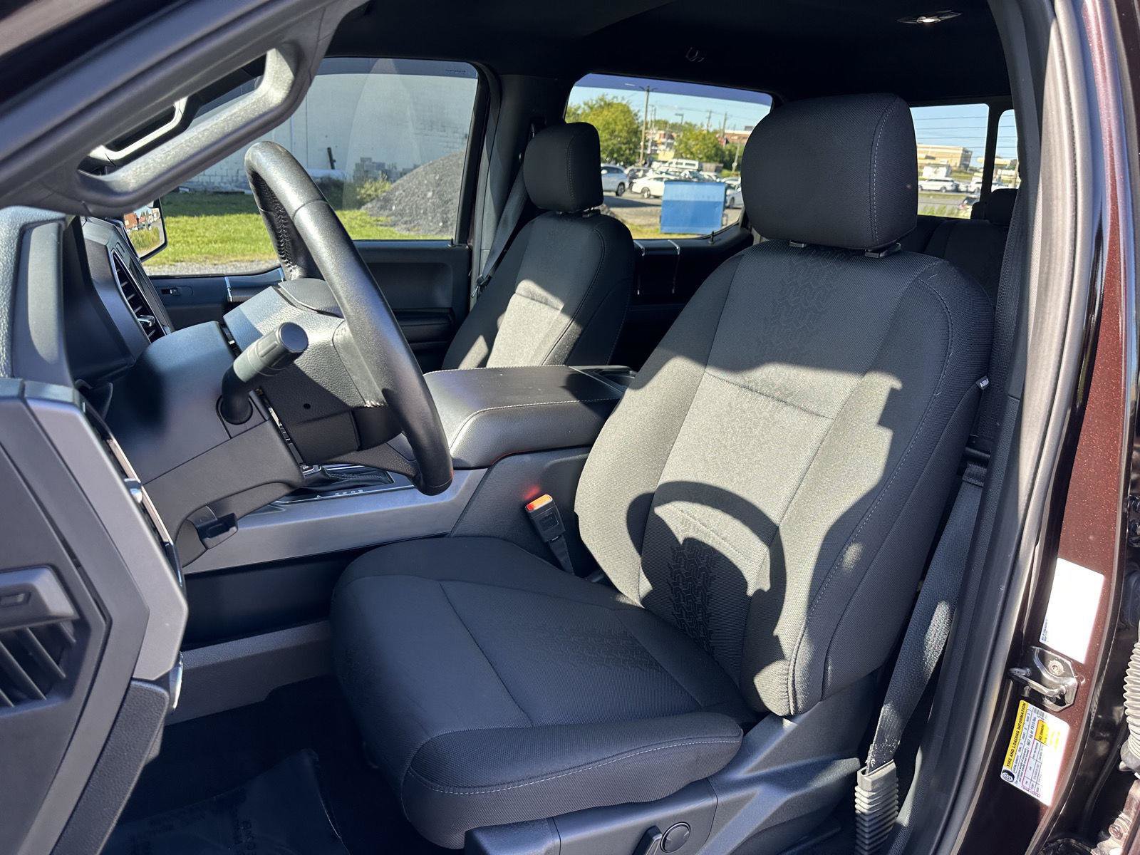Used 2020 Ford F150 XLT w/ Equipment Group 302A Luxury AWD/4WD image 15