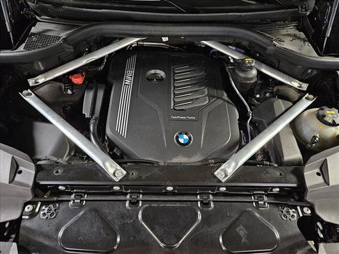 Used 2021 BMW X7 xDrive40i w/ Premium Package AWD/4WD image 22