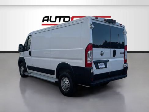 Used 2025 RAM ProMaster 2500 w/ U-Haul Equipment Group FWD image 5