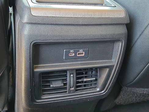 Used 2023 Nissan Murano SV FWD image 14