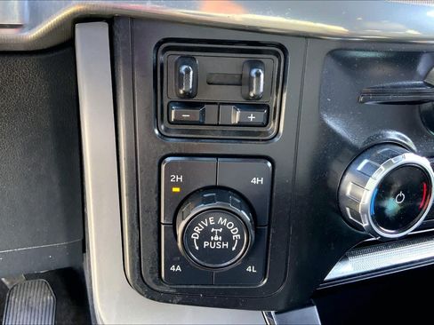 Certified 2024 Ford F150 Lariat w/ FX4 Off-Road Package AWD/4WD image 30