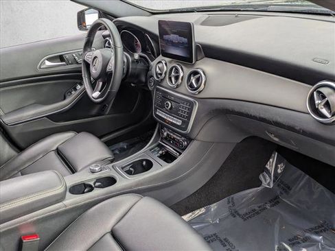 Used 2020 Mercedes-Benz GLA 250 image 21