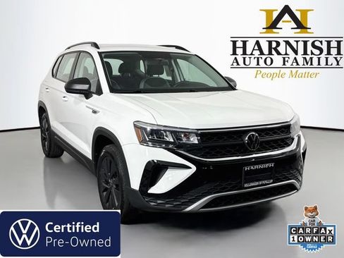 Certified 2022 Volkswagen Taos S AWD/4WD image 1