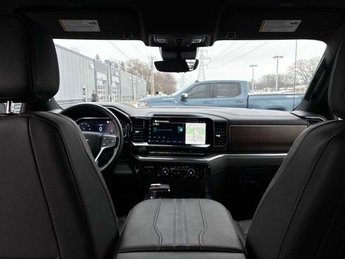 Certified 2023 Chevrolet Silverado 1500 High Country w/ Technology Package image 20