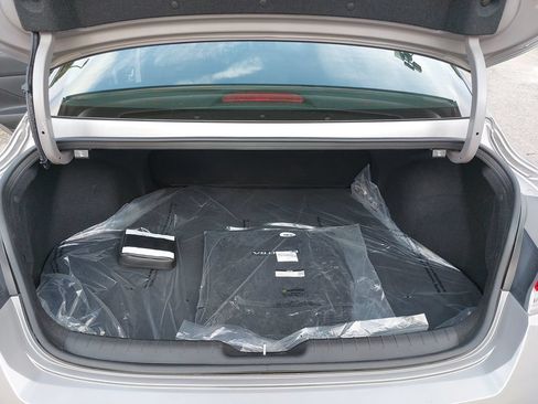 Certified 2025 Hyundai Elantra Sport FWD image 13