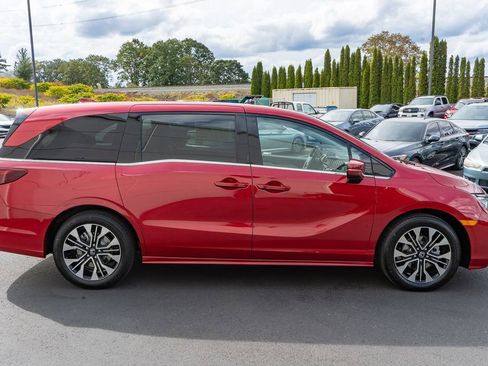 New 2026 Honda Odyssey Elite image 5