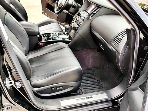 Used 2014 INFINITI QX70 2WD w/ Premium Package image 15